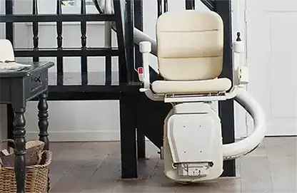 Freedom Stairlifts Curved Stairlift 3 - CS3