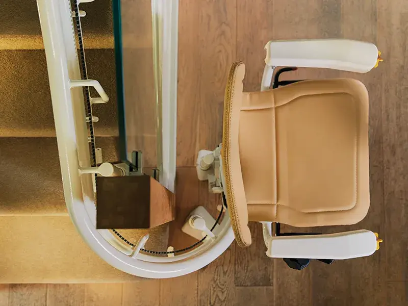 Freedom Curved Stairlift CS1 on a curved staircase