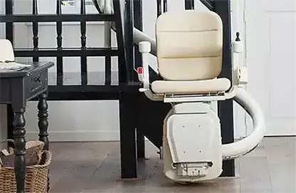 Freedom Curved Stairlift 3