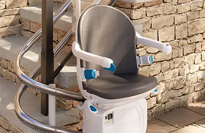Freedom Outdoor Curved Stairlift 1