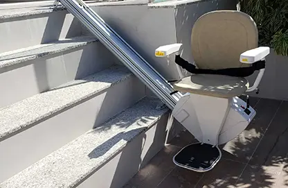 Freedom Outdoor Straight Stairlift 2